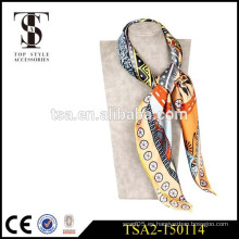 El precio competitivo de la alta calidad imprimió la bufanda de seda china del satén chino de los 16 milímetros 90x90